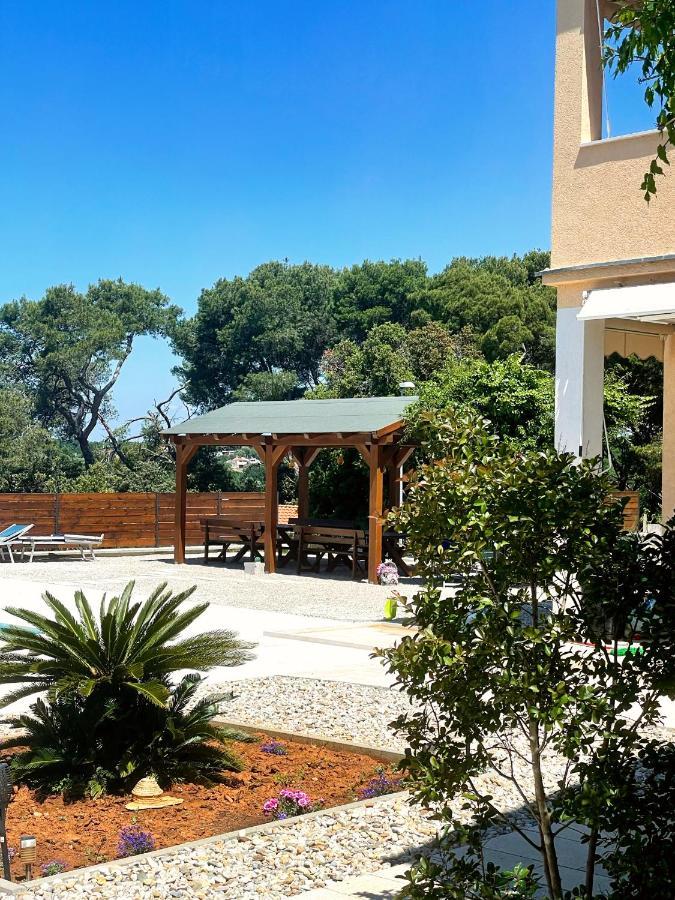 וינקורן Apartments Borghetto מראה חיצוני תמונה