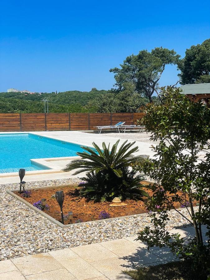 וינקורן Apartments Borghetto מראה חיצוני תמונה
