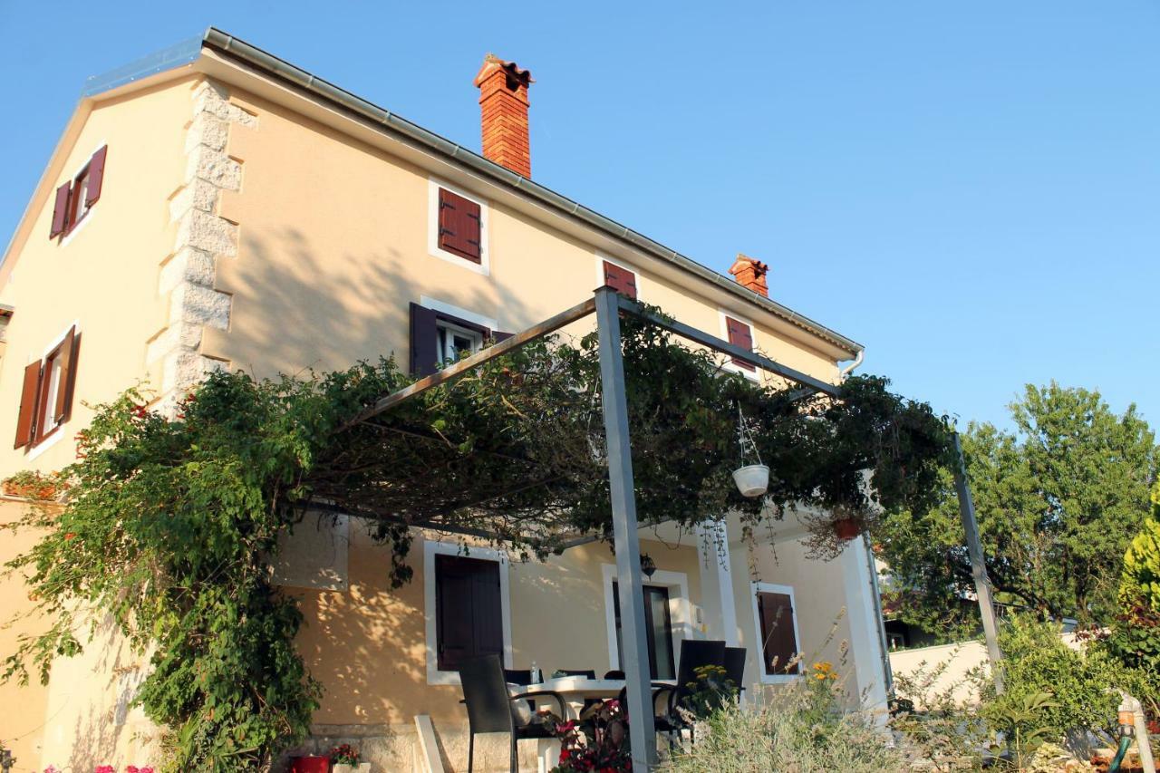 וינקורן Apartments Borghetto מראה חיצוני תמונה