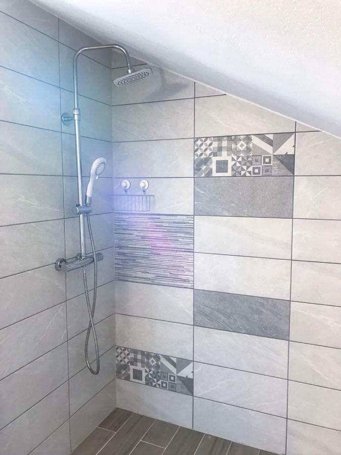 וינקורן Apartments Borghetto מראה חיצוני תמונה