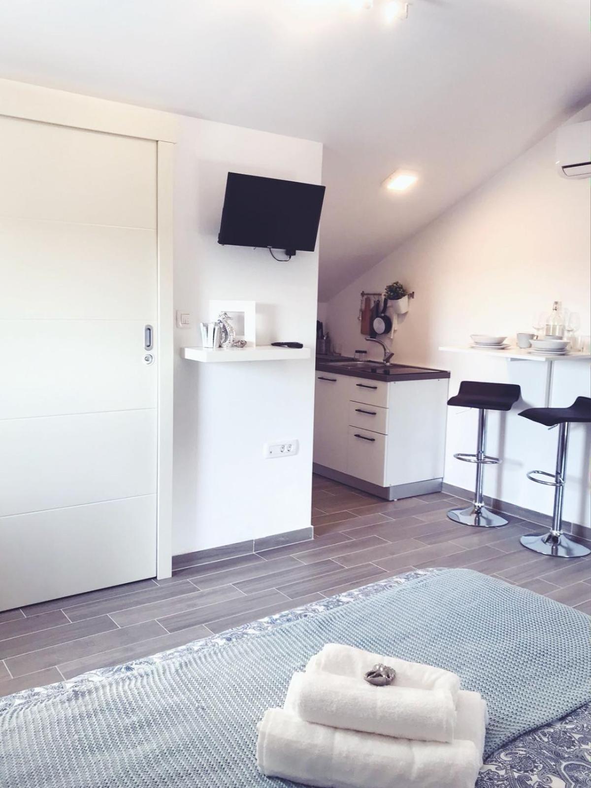 וינקורן Apartments Borghetto מראה חיצוני תמונה
