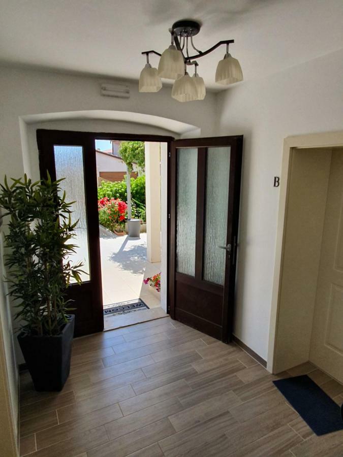 וינקורן Apartments Borghetto מראה חיצוני תמונה