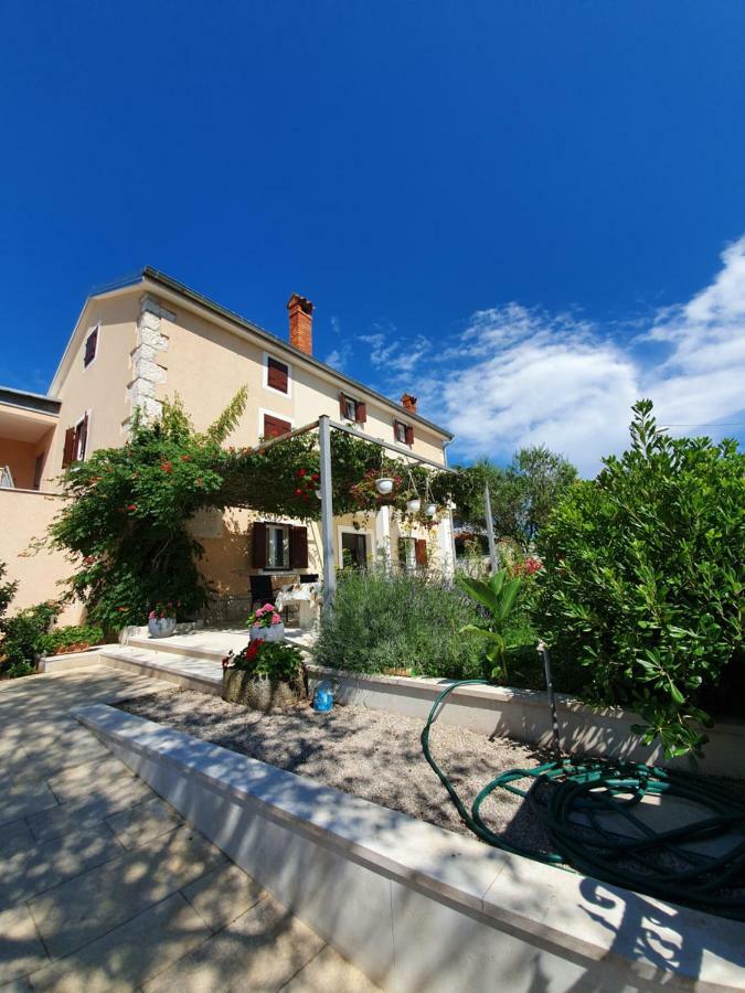 וינקורן Apartments Borghetto מראה חיצוני תמונה