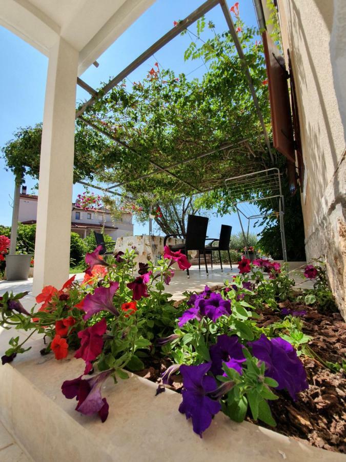 וינקורן Apartments Borghetto מראה חיצוני תמונה